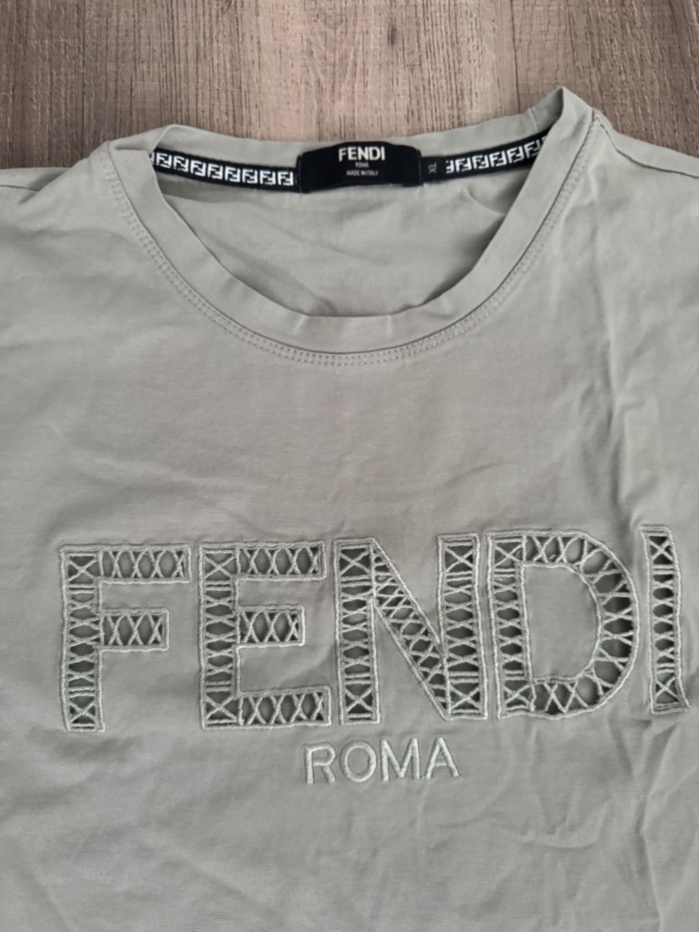 FENDI Roma Embroidered Logo Tee (XL) - Picture 7 of 14